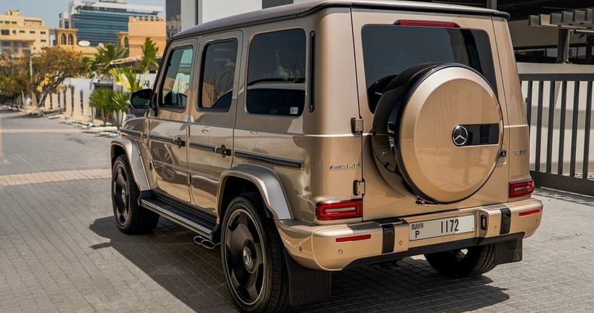 Bronze Mercedes G63 detail detail in Dubai